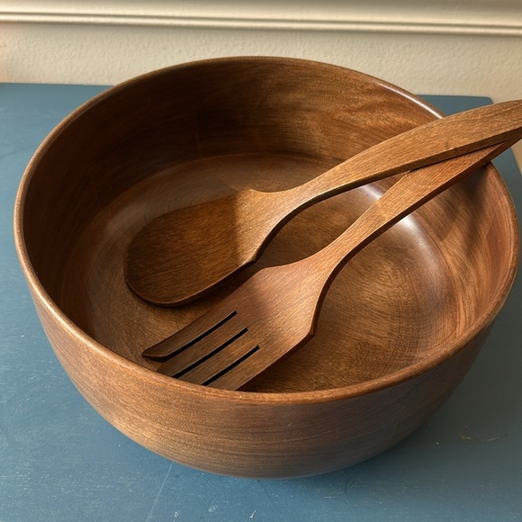 Woodbury’s Woodenware Wooden Salad Bowl and Serving Utensils Excellent Condition - Picture 3 of 10
